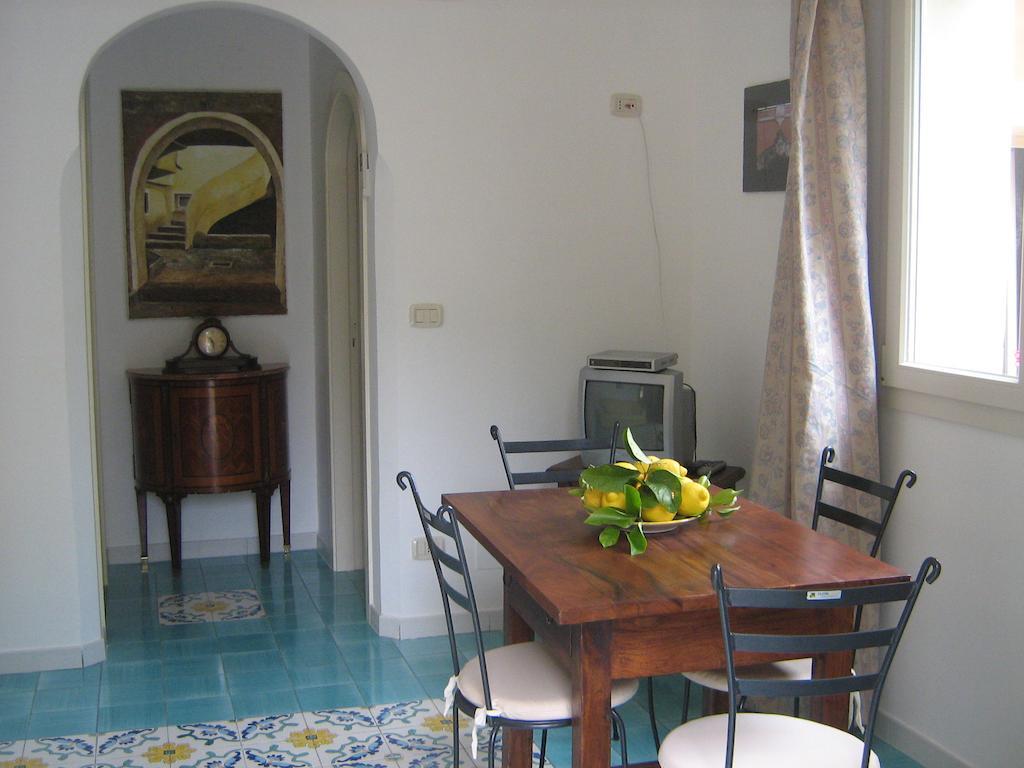 أسشيا Villa Santa Sofia الغرفة الصورة