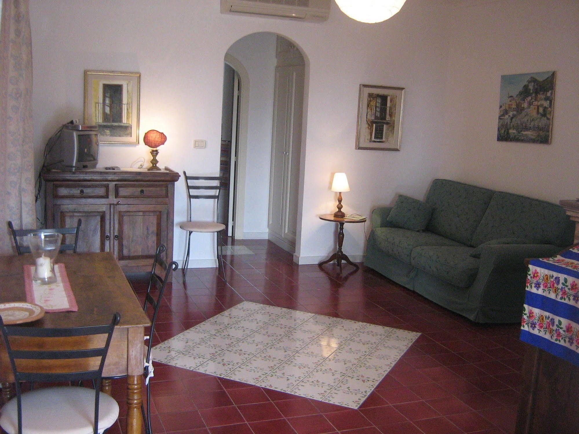 أسشيا Villa Santa Sofia المظهر الخارجي الصورة